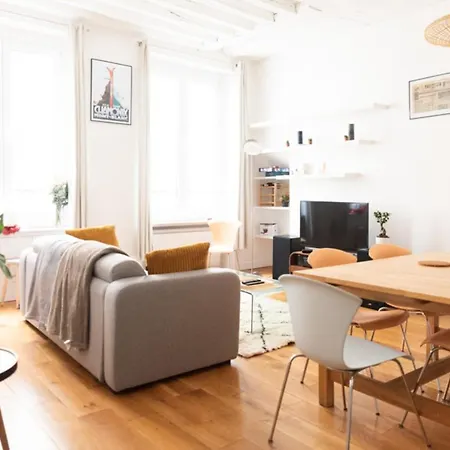 Appartement Well Located Bright And Quiet