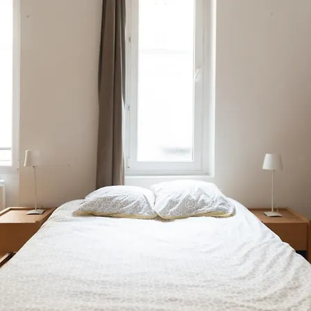 Well Located Bright And Quiet Apartamento *